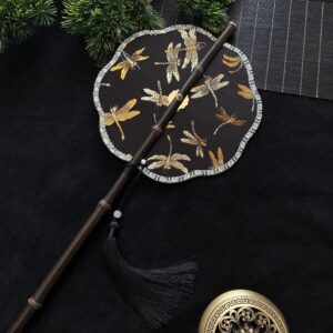Traditional Chinese Round Hand Fan with Bamboo Handle - Image 4